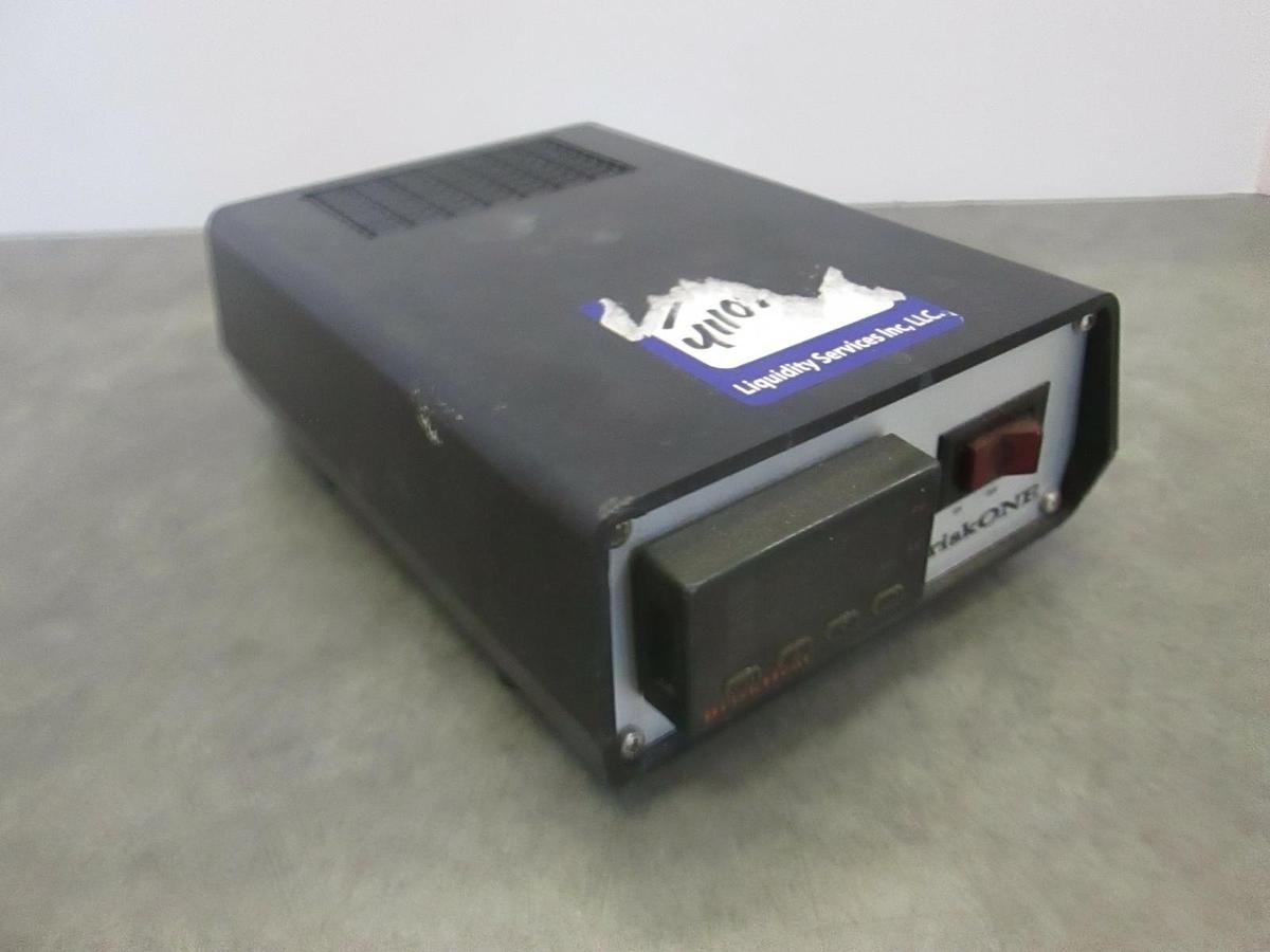 Used BriskHeat, Temperature Controller Range 0-999F, Model Briskone1, Used
