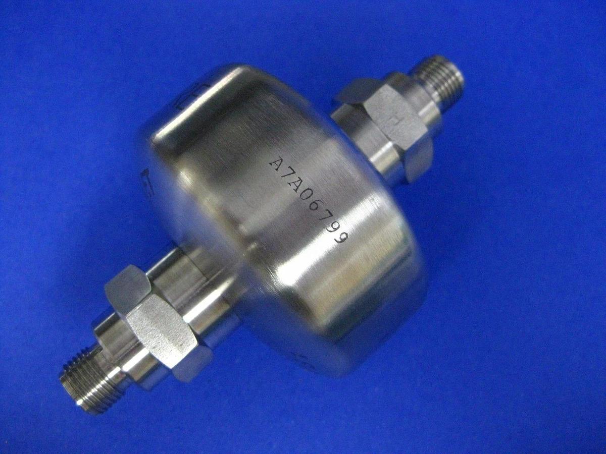 MILLIPORE, Wafergard, WGFG36WS1 Inline Gas Filter, 3/8", New No Box