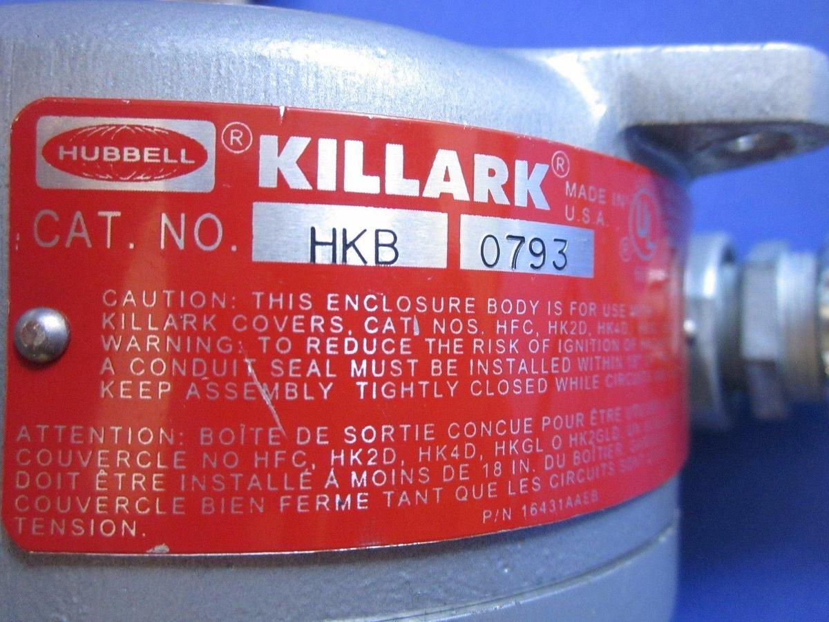 Used BACHARACH 51-7320 CE130 Transmitter, Killark Explosion Proof Box HFC HKB