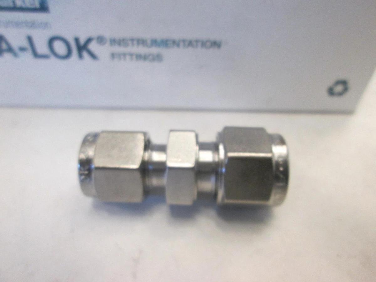 Parker, M8CU4-316, Union Coupling, Box of 3, New
