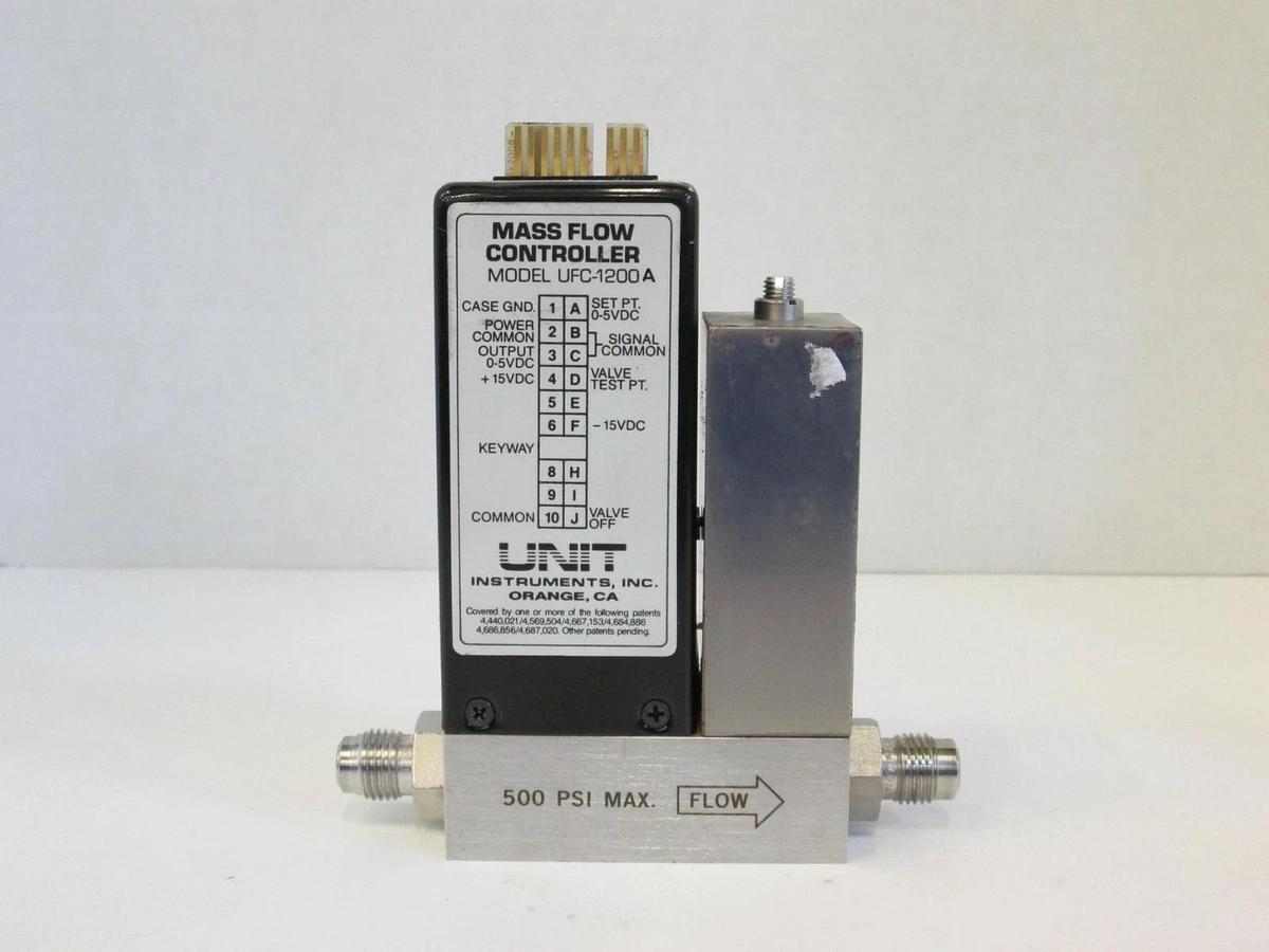 Used Unit UFC-1200A Mass Flow Controller MFC, SIH4, 100 SCCM, 1/4" Male
