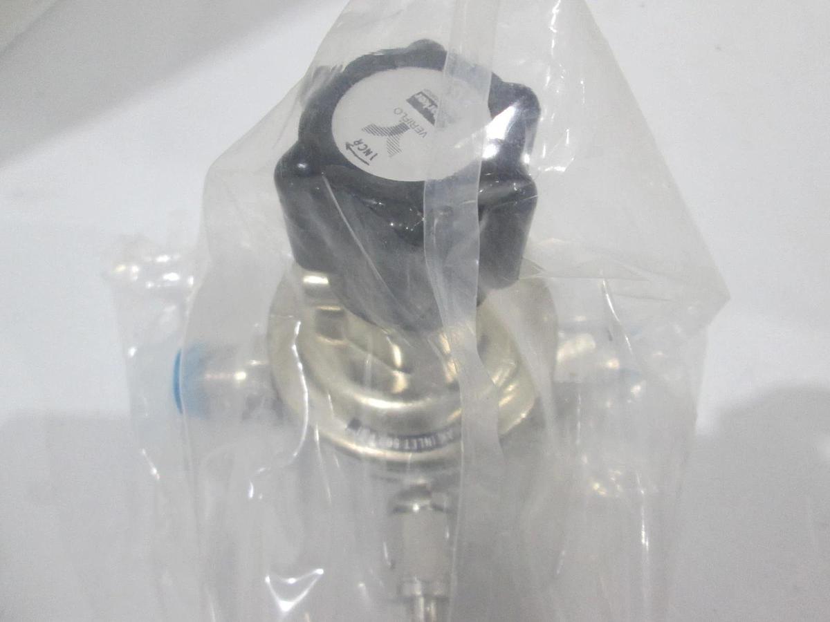 Used Veriflo, HFR902W3PXFS8MMFV, 3 Port Regulator w/ 0-160 PSI Gauge, Used