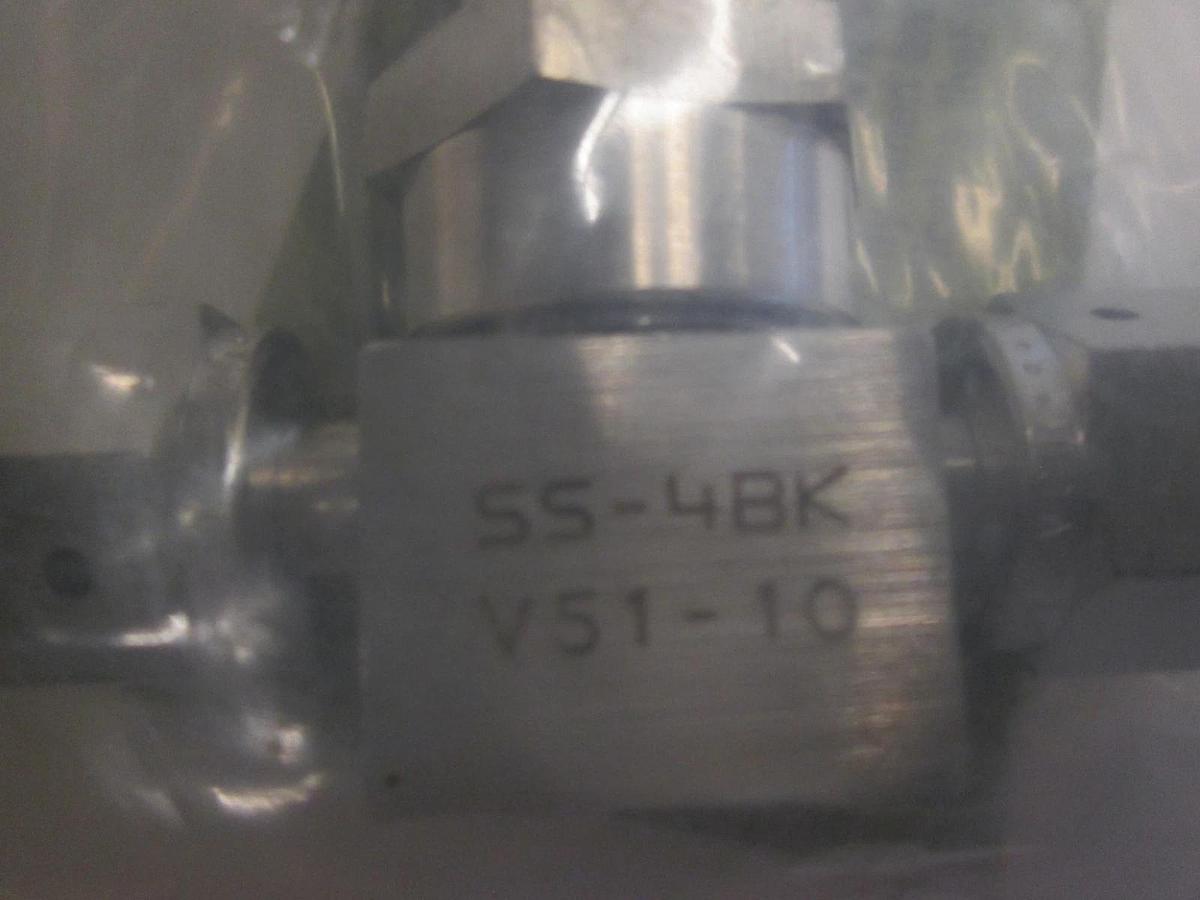 Nupro Pneumatic Valve SS-4BK-V51-1O, 1/4" FVCR, New