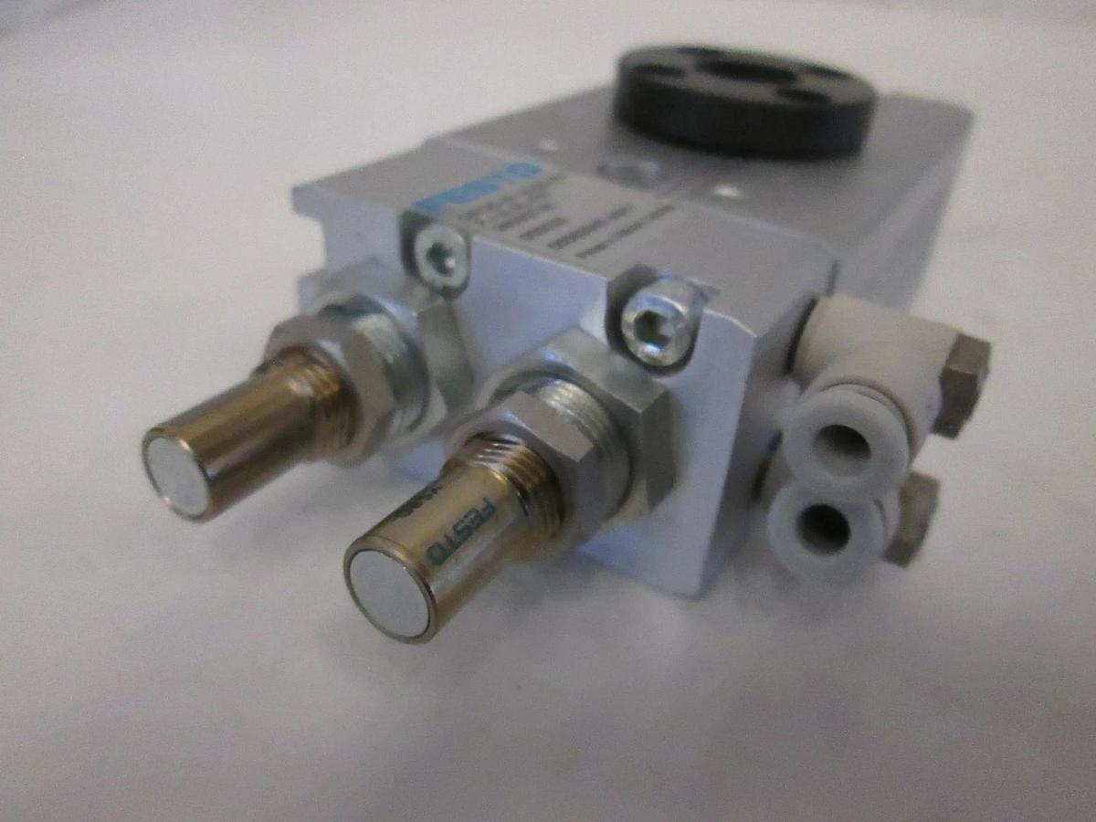 Used Festo DRQD-B-16-90, Rotary Drive Actuator, Used