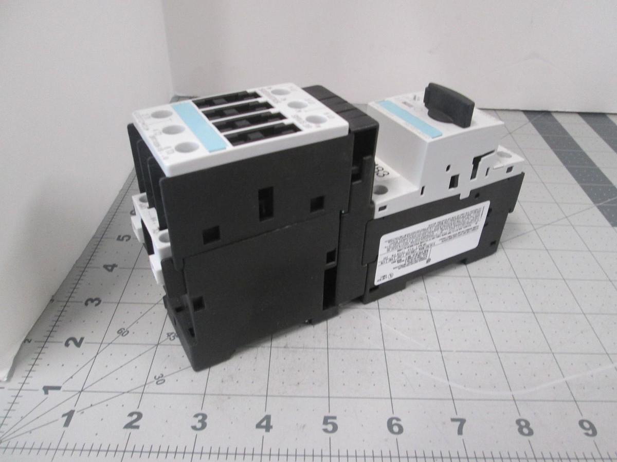 Used SIEMENS 3RV1021-4DA10, Circuit Breaker for Motor Protection w/ Contactor, New