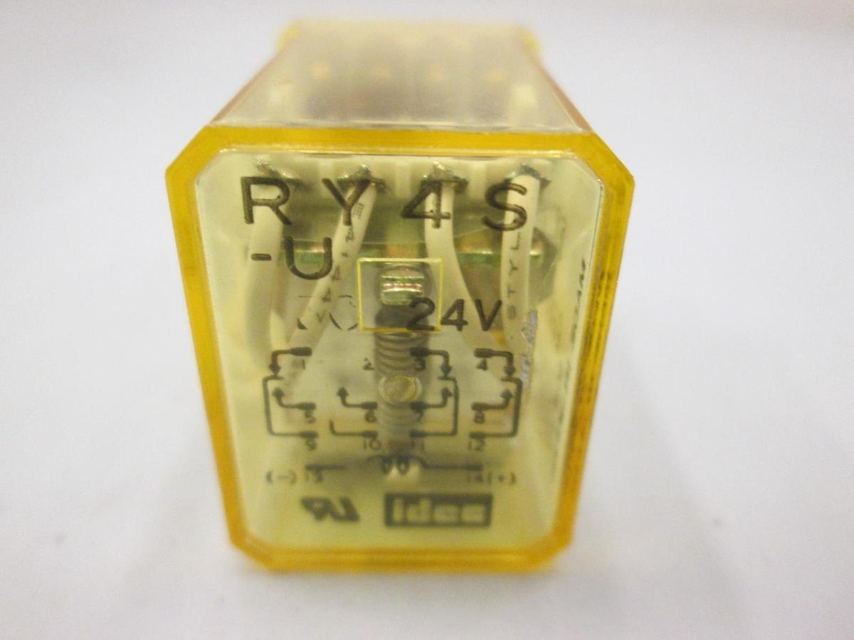 Used IDEC, RY4S-U, DC 24 V Relay, Used
