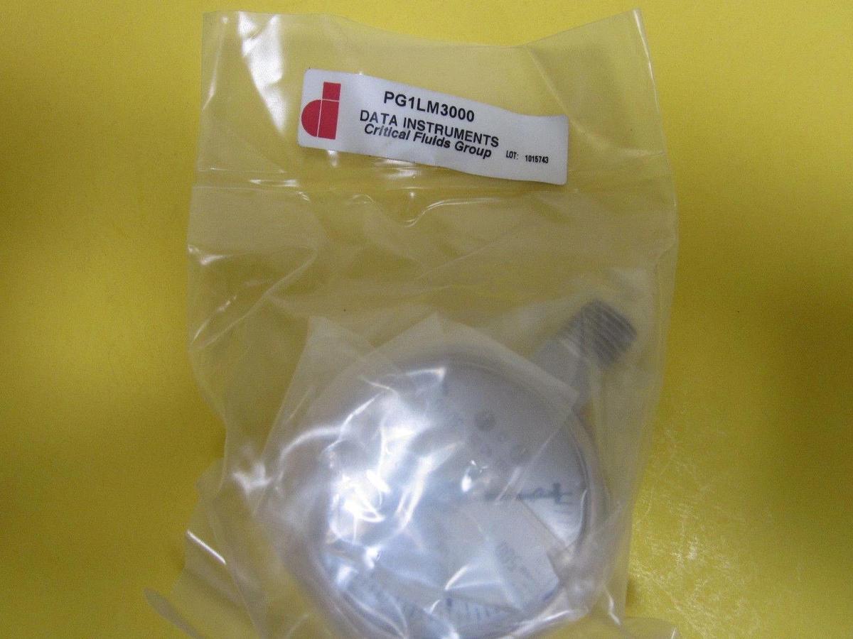 Data Inst. High Purity Pressure Gauge, Cleanrm, 0-3000 psi, 1/4 MNPT, PG1LM3000