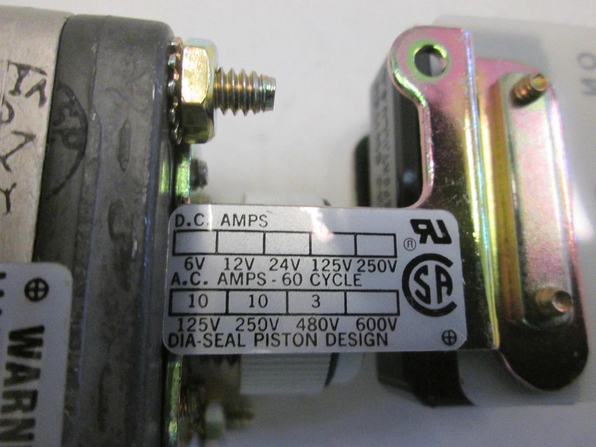 Used Barksdale, E1S-H15-Seal, Piston Pressure Switch, , Used