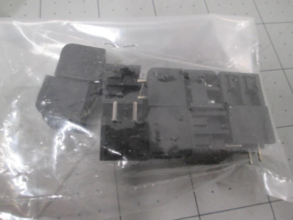 Augat RDI, Terminal Block, 2 Pole, 3PCV-02, PCB FeedThru, New, Lot of 99