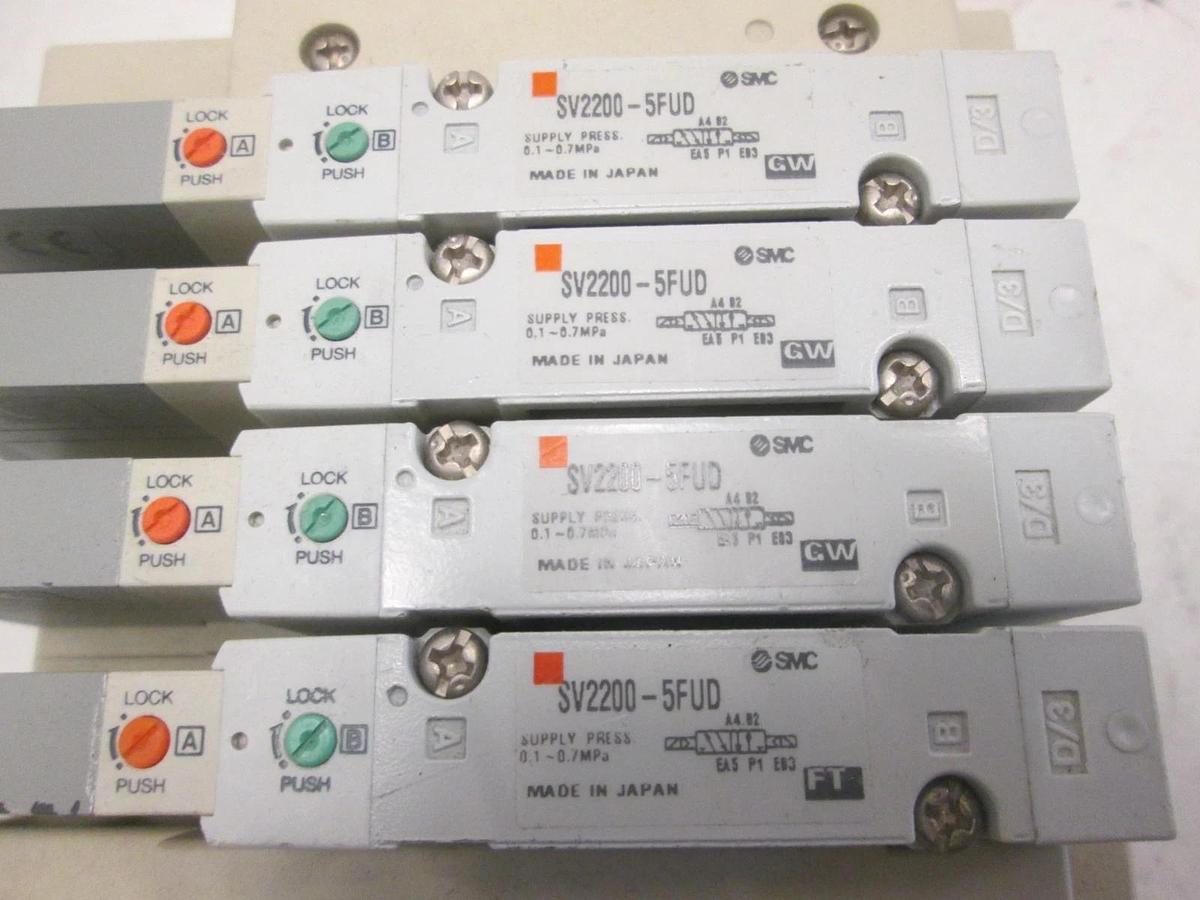 Used SMC, EX250, DeviceNet Interface Module Assy w/ 4 Valves, SV2200-5FUD, Used