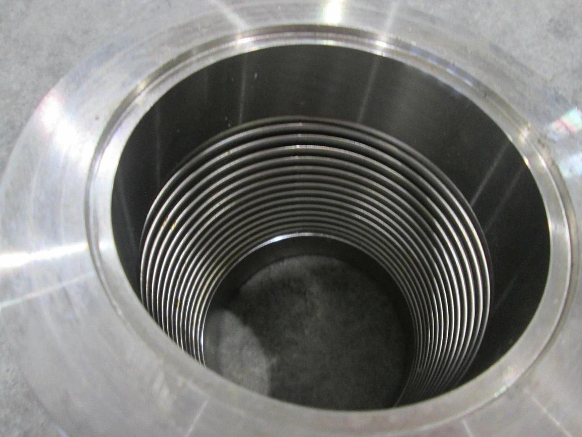 Used Stainless Steel Formed Bellows Vacuum Pipe / Hose, 5 1/2"L, 107MM Flange, Used