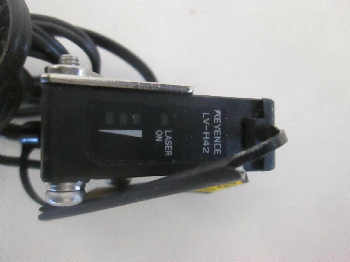 Keyence, Reflective Sensor Head, LV-H42, New