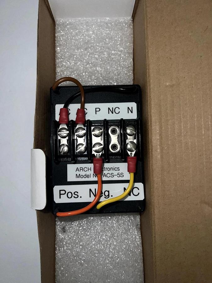 ARCH Electronics Corp. DIASAH075 Block power supply 5 Volt/ 5 AMP/ 230 VAC in