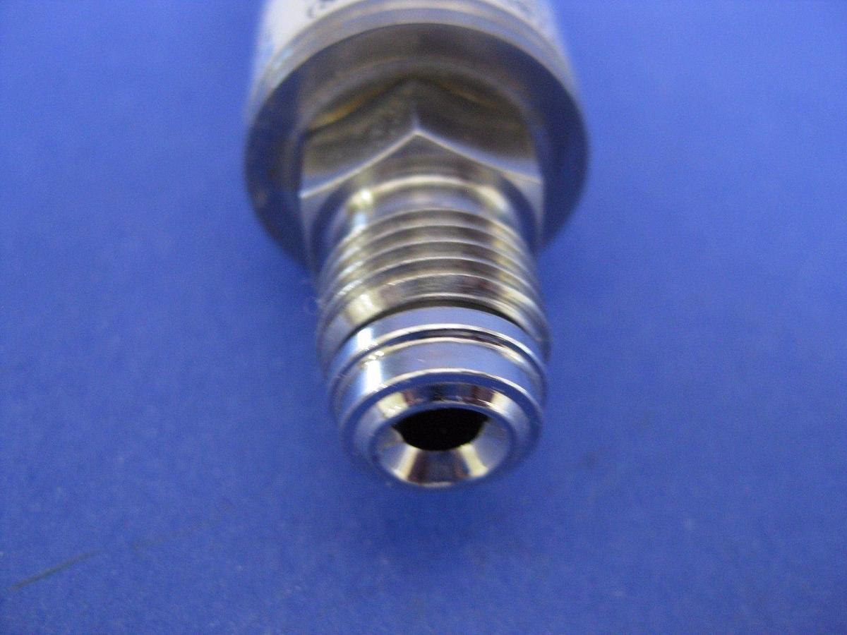 Used Setra 225 Pressure Transducer 2251250PCC41106  250 psig, 4-20 mA, 1/4" MVCR