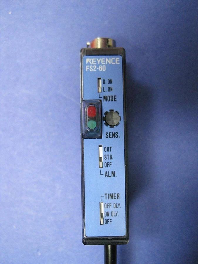 Used Keyence FS2-60 Fiber Photoelectric Sensor, New
