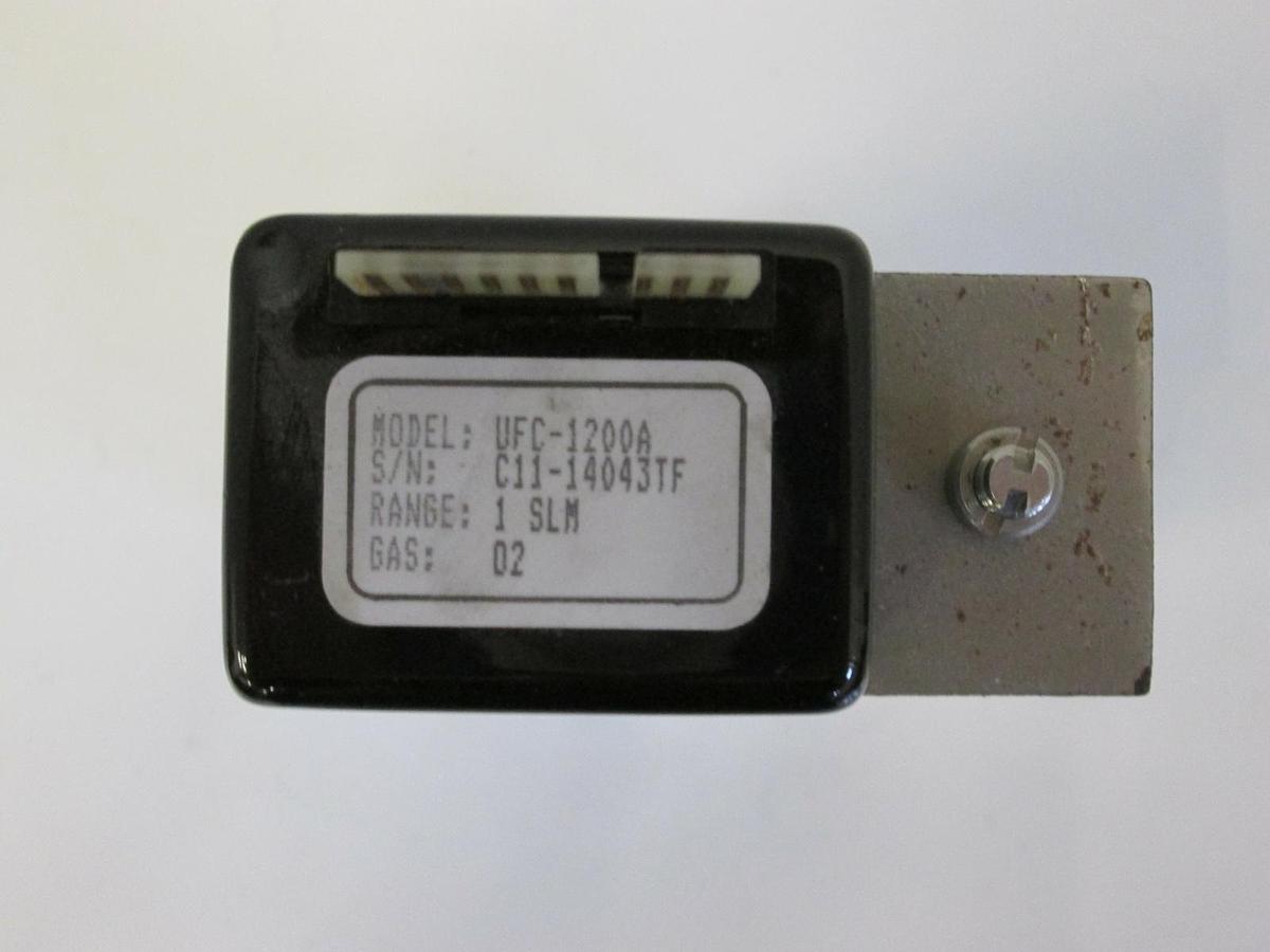 Used Unit UFC-1200A Mass Flow Controller MFC, O2, 1 SLM, 1/4" Male