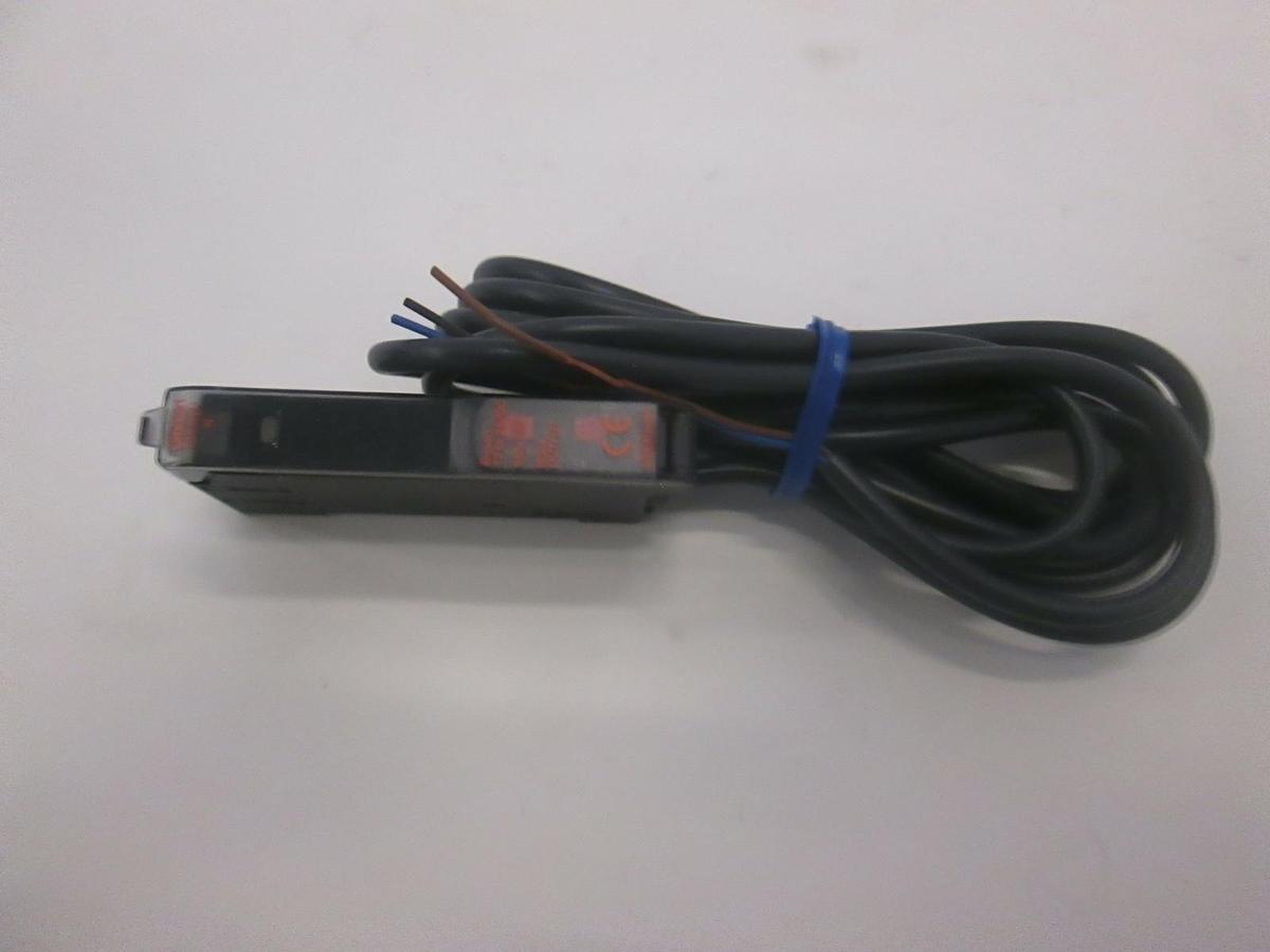 Used Omron, E3X-DA11-N, Photoelectric Switch, Used
