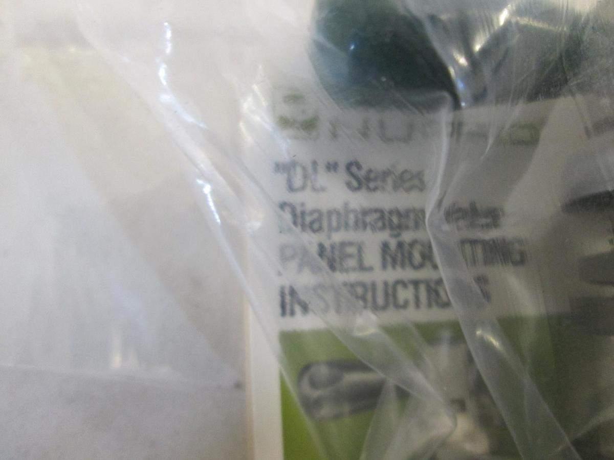 Nupro, SS-DLVC04, High Pressure Diaphragm Valve, 1/4 MVCR, New