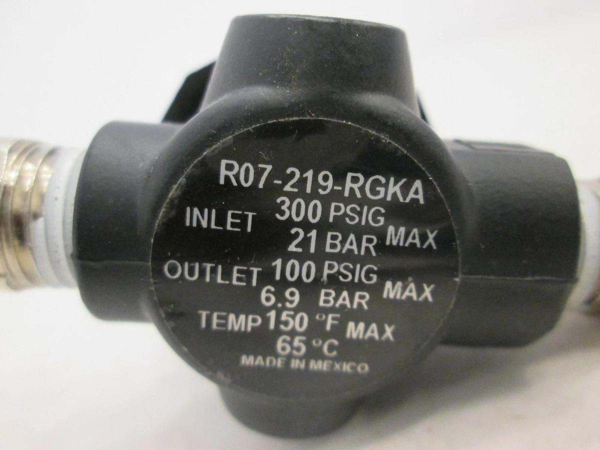 Used Norgren, 300 PSIG Regulator, R07-219-RGKA, Used