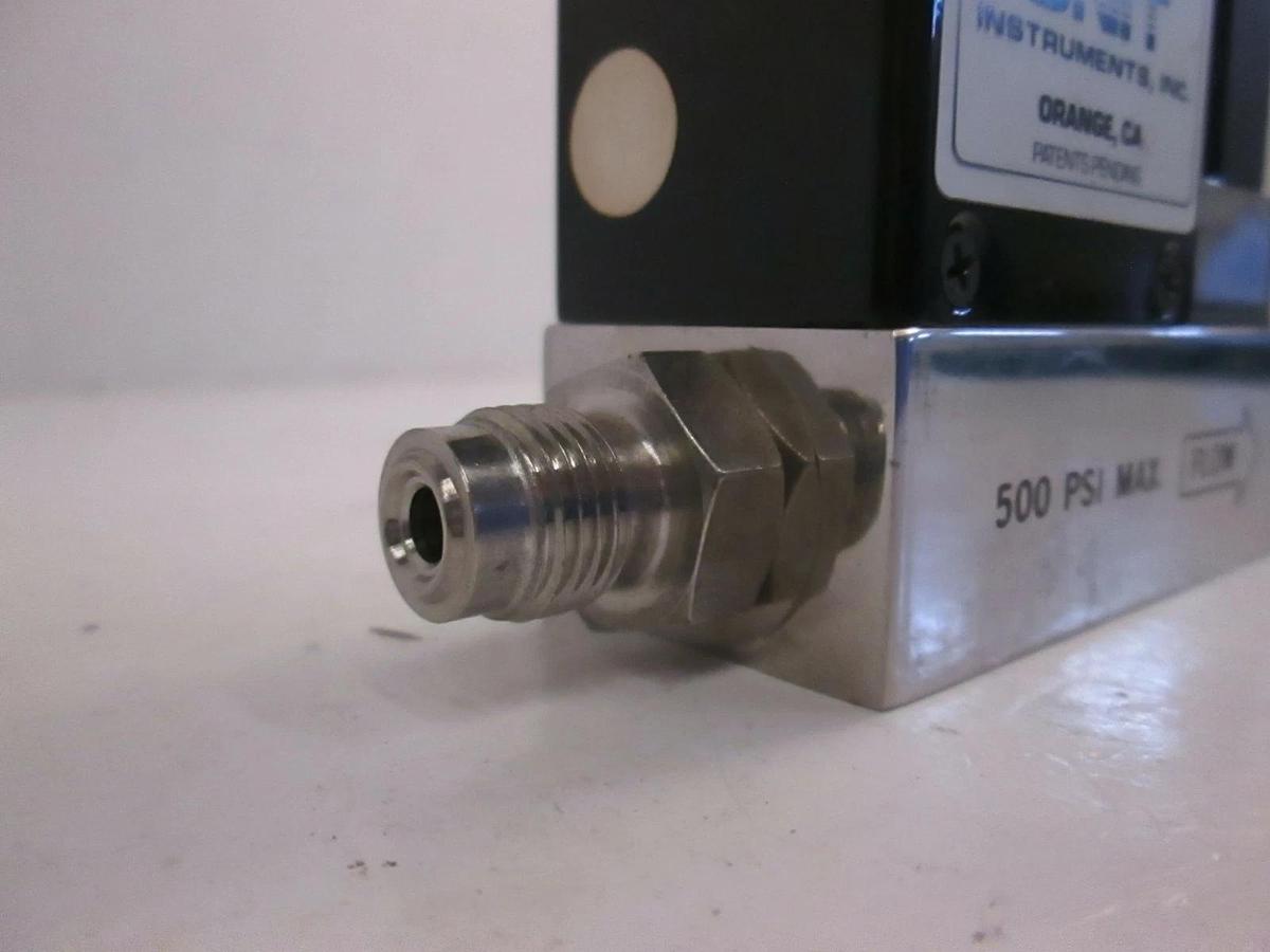 Used Unit UFC-1020A Mass Flow Controller MFC, O2, 1 SLM