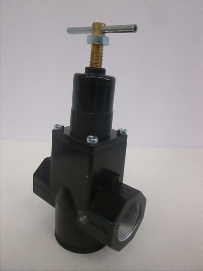 Used Exair, 1 1/4 NPT Pressure Regulator, 9067, New