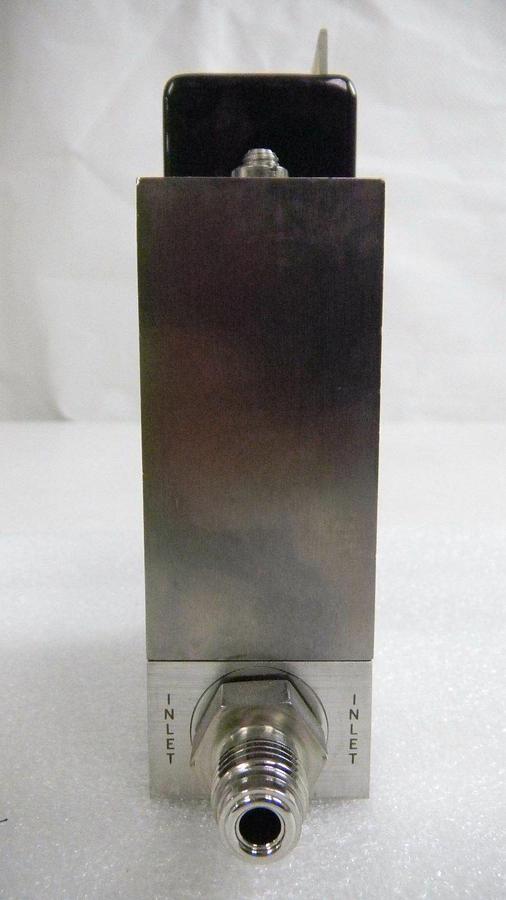 Used Unit UFC-1500A,Mass Flow Controller,Gas- NF3,Range- 1 SLPM,1/4" M In,3/4" F Out