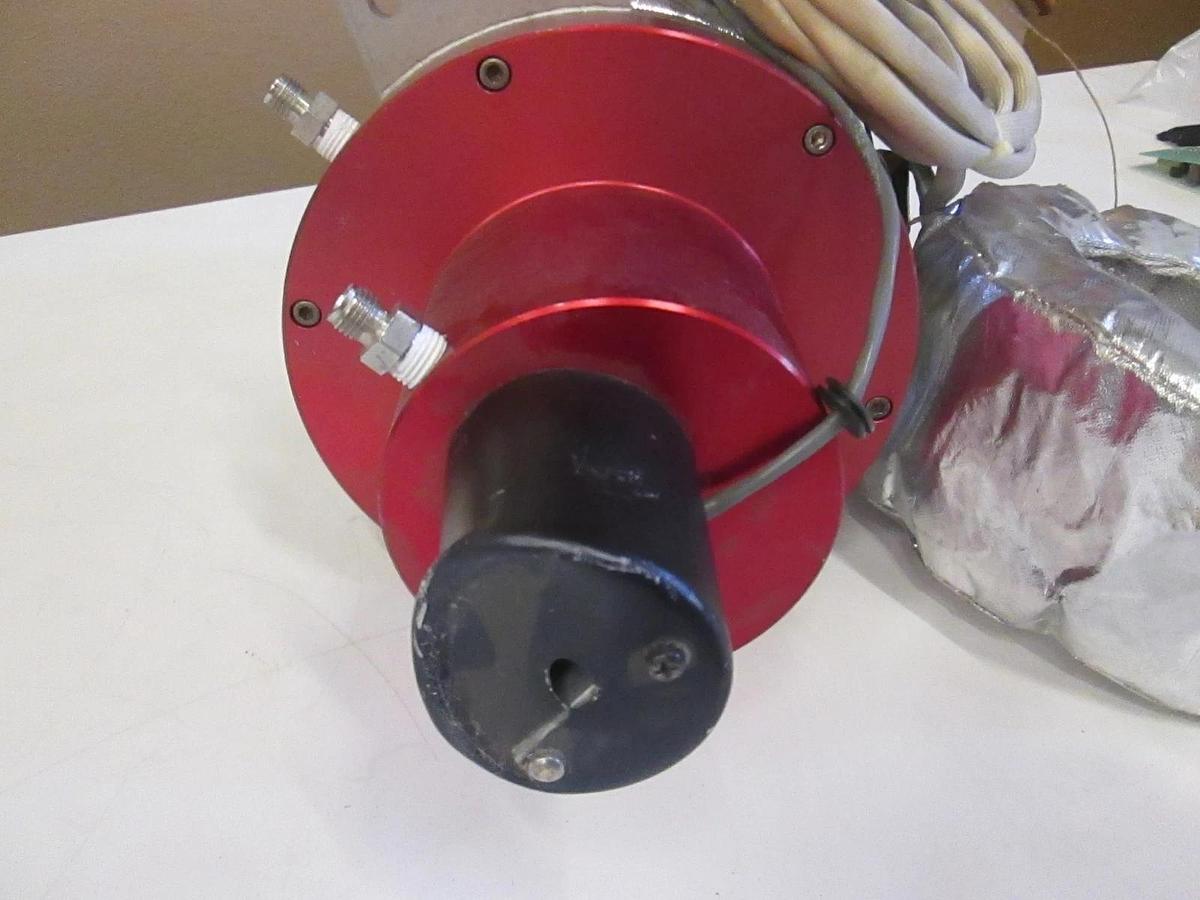 Used Thermionics Laboratory, 1009900555, Right Angle Valve w/ Heat Collar, Used