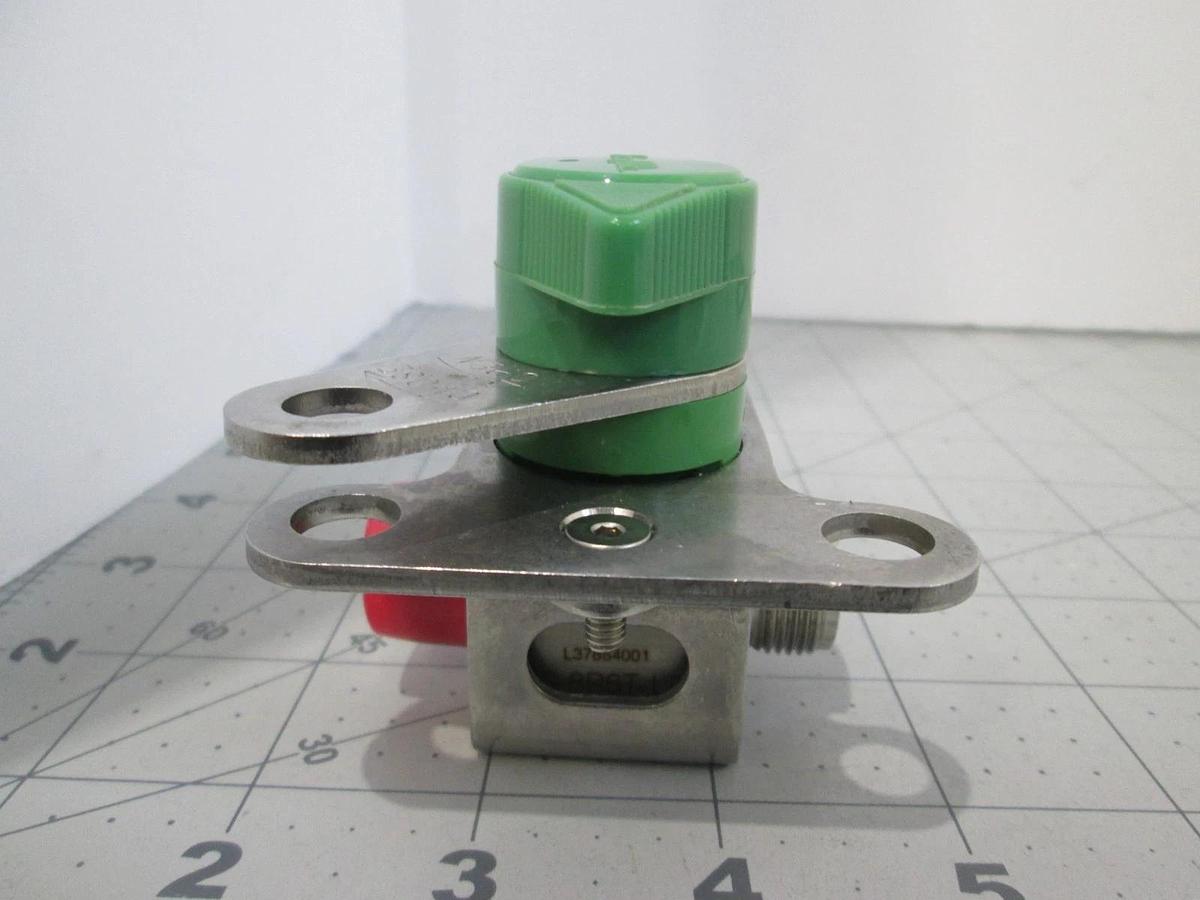 Used Swagelok, SS-8P6T-LD, Quarter Turn Lock Valve, Used
