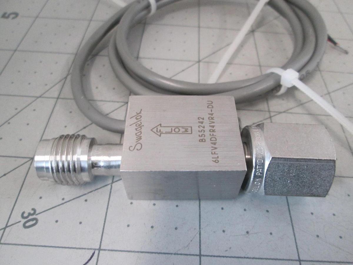 Used Nupro, 6LFV4DFR4VR4-DU, Vertical Flow Sensor, Used