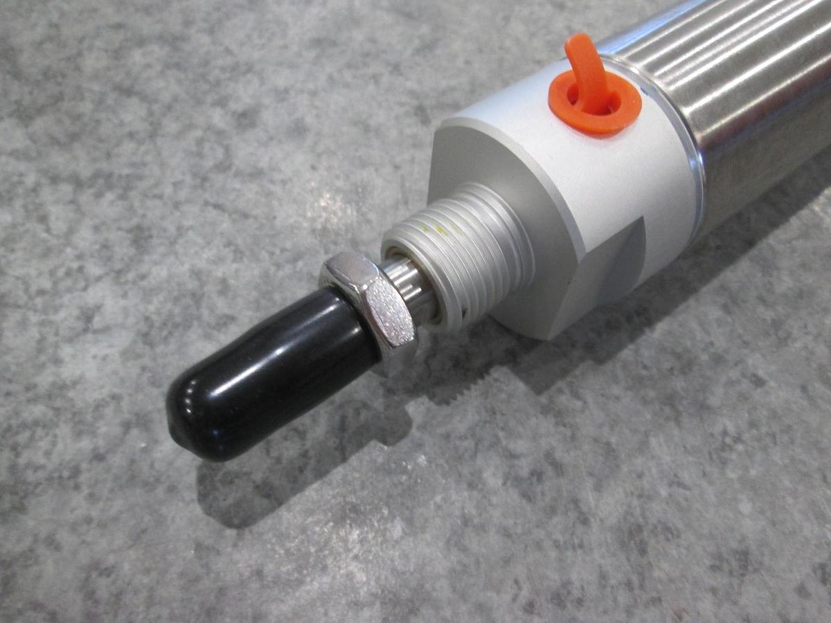 Used SMC, NCDMC150-1700-XC6 Pneumatic Cylinder, Bore 1.5", Stroke 17", Ports 1/8" NPT