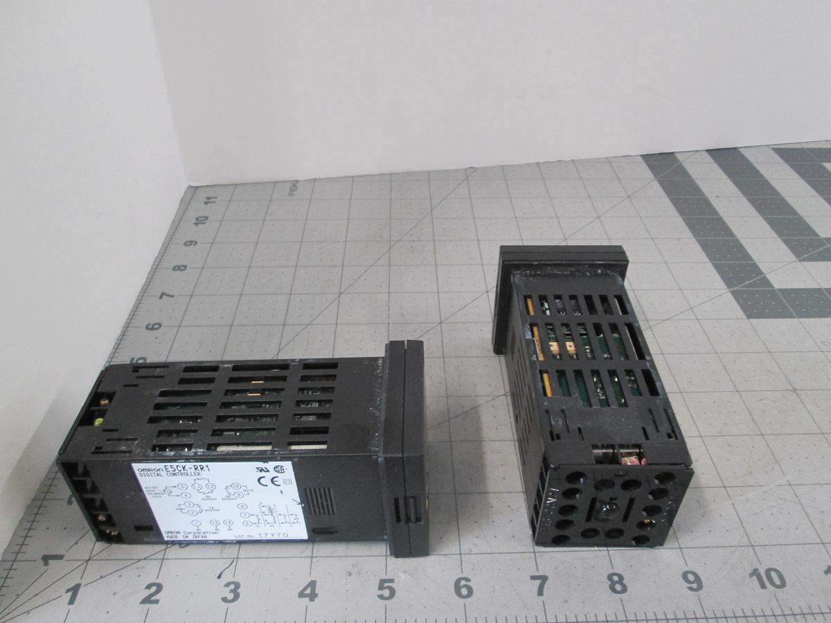 Used OMRON, E5CK-RR1, Digital Temperature Controller 100-240VAC 15VA