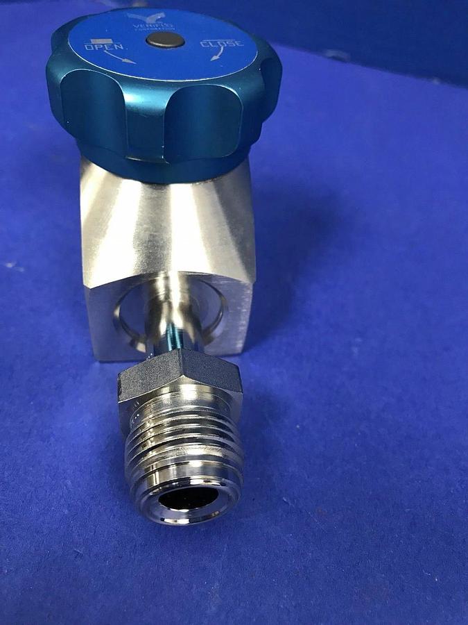 Used Veriflo 935TS8VCR8MXYK UHP High Flow Valve, 1/2" MVCR x 1/2" Tube, Used