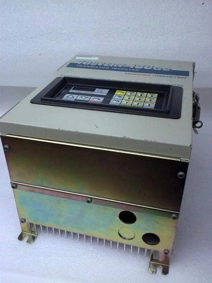 Used Tosvert Toshiba VT130G2U2015 Transistor Inverter 1.5kVA 1HP, Used