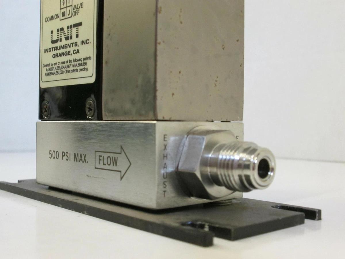 Used Unit UFC-1200A Mass Flow Controller, Gas- HCL, Range- 300 SCCM, Used