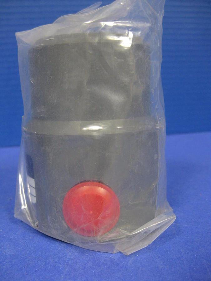 Used Fluorocarbon DIB-PVC-8P-C Pneumatic Valve, Normally Closed New
