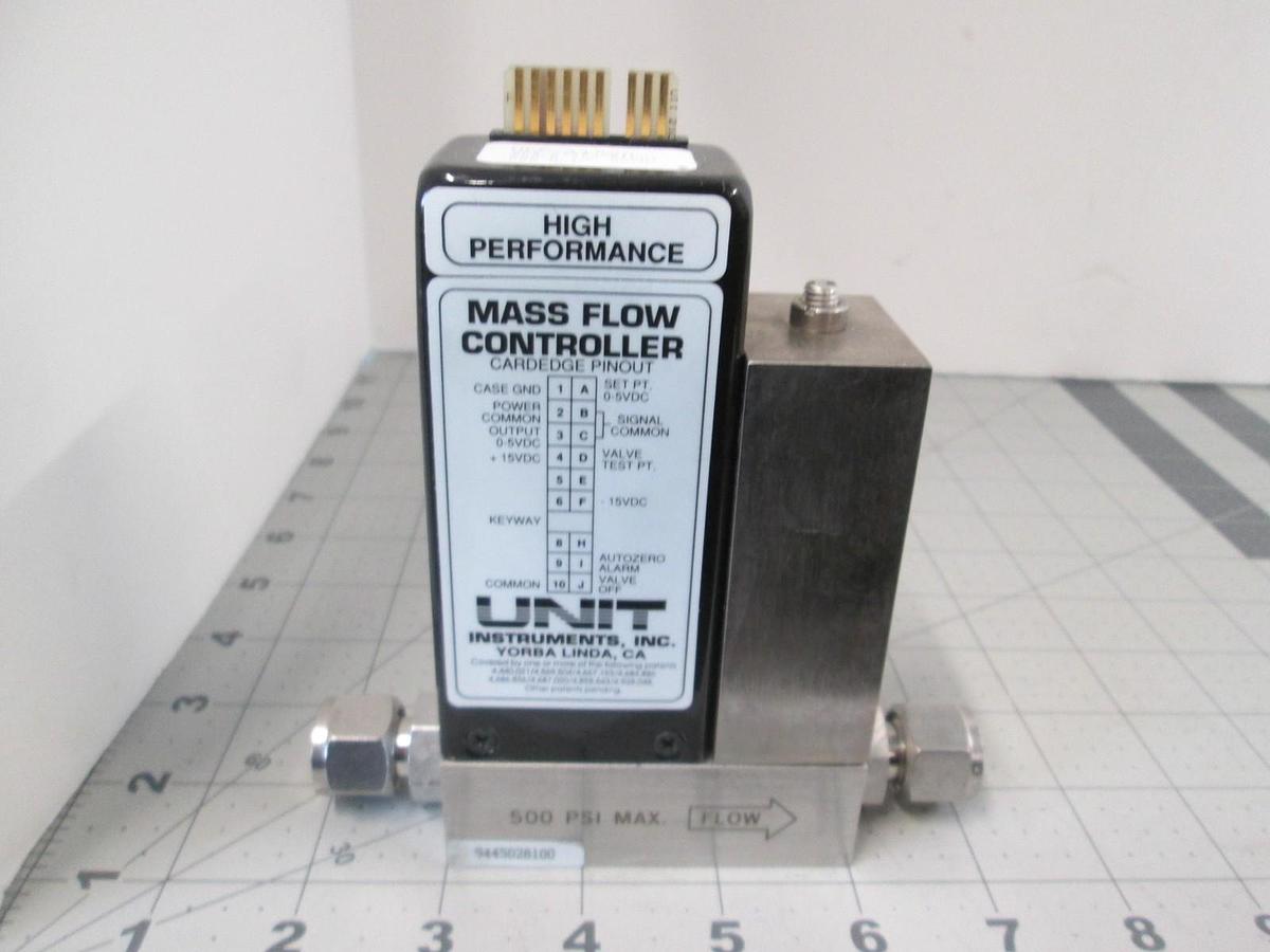 Used Unit, UFC-1100A, HCL, 500 SCCM, Mass Flow Controller, New