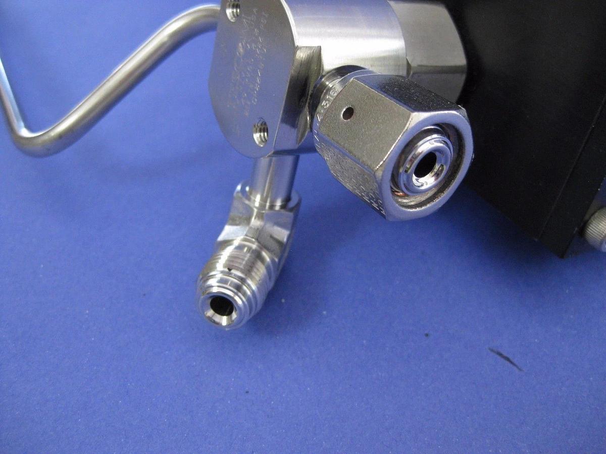 Used Tescom Packless Valve 49-PV65-010 Normally Closed, Used