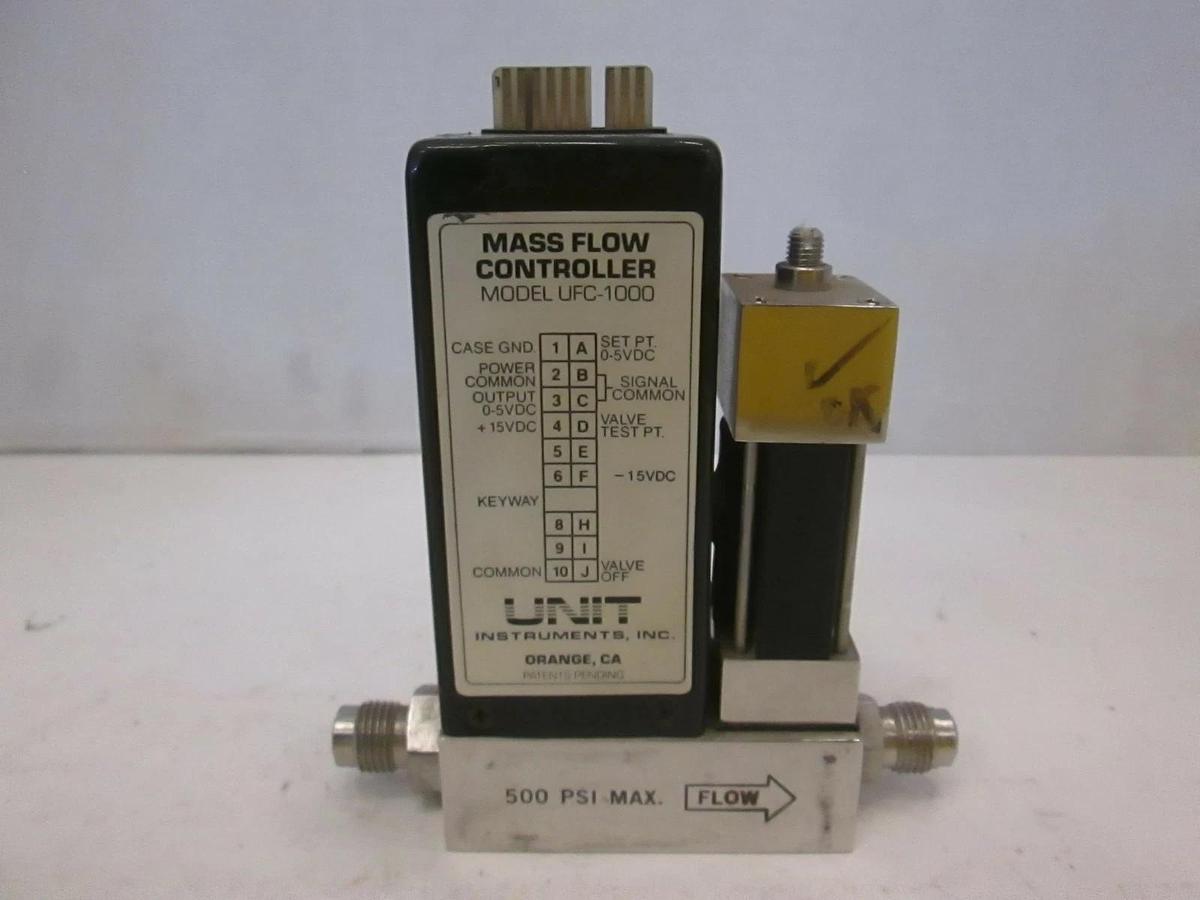 Used Unit UFC-1000 Mass Flow Controller MFC, O2, 300 SCCM, Refurb