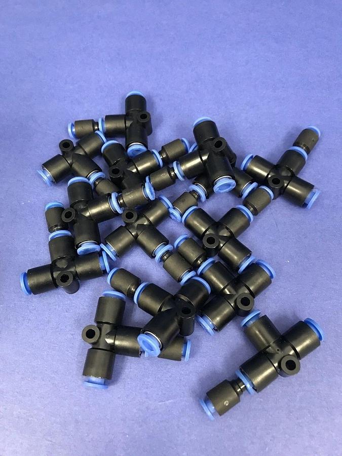 SMC 4x6x6mm Push to Connect Pneumatic Union Extended TEE Fittings, Lot of 14