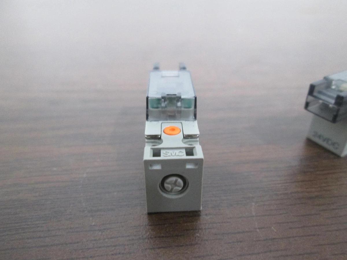Used SMC, SY114-5MOU, Solenoid Valve, 0.7MPa, Used, Lot of 2