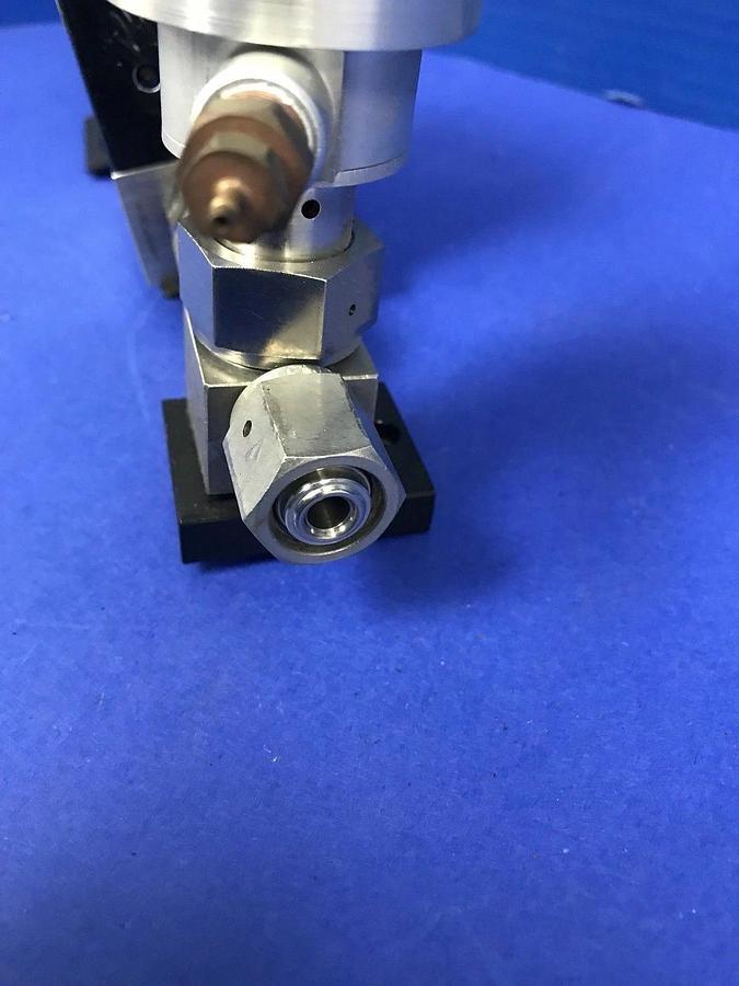 Used Unit UFC-1100 MFC Assy, O2, 400 SCCM w/ SS-4BK-V51-1C Valve, Used