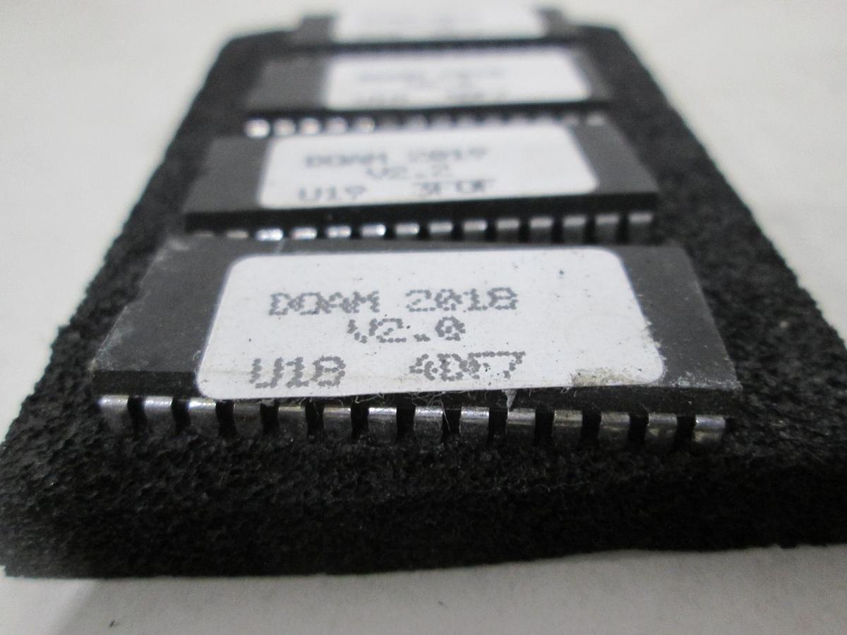 Used Texas Instruments, DOAM 2018 V2.0, Integrated Circuit, Used, Lot of 4