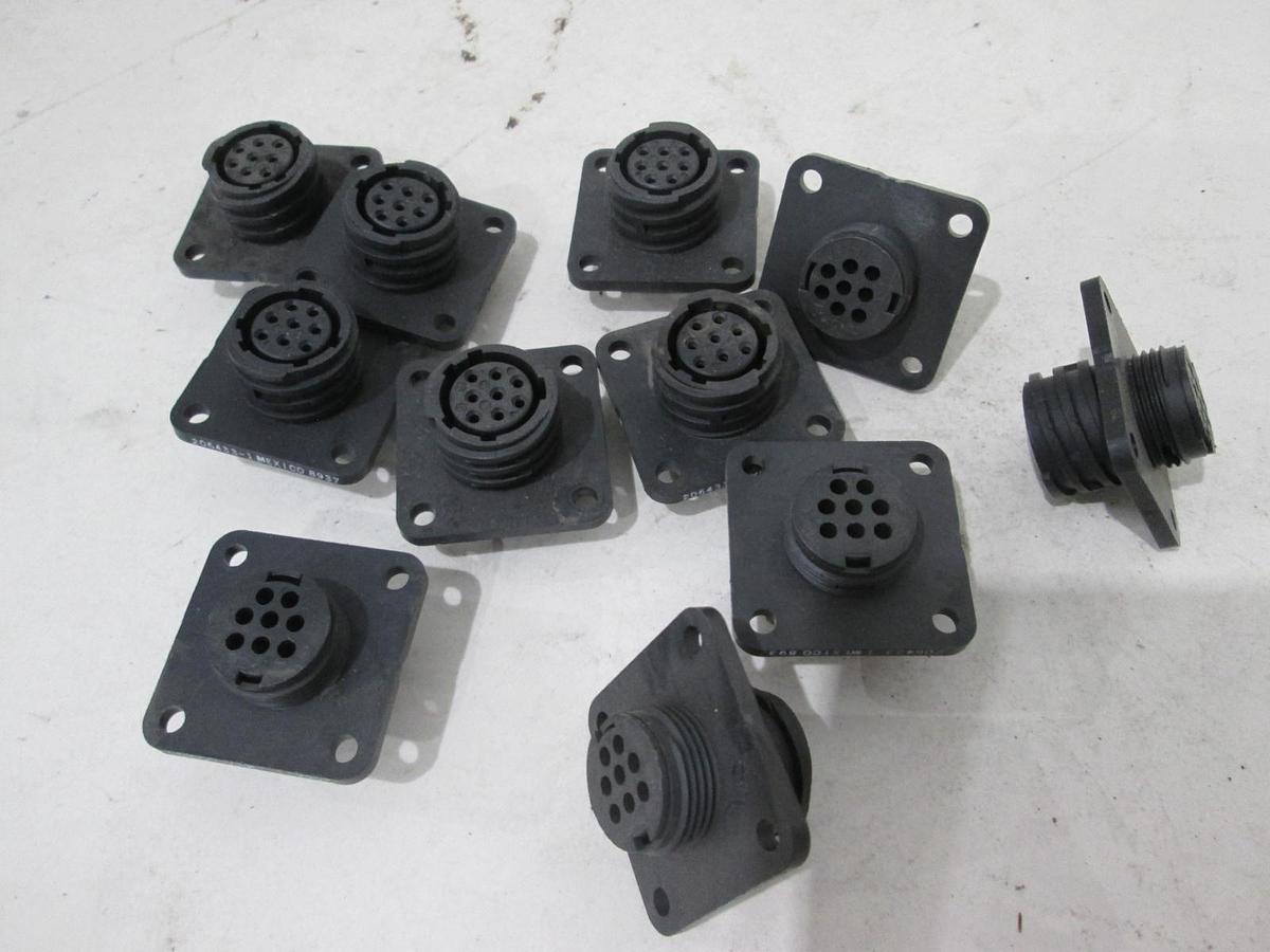 Amphenol, 206433-1, 8 Pin, Female Connector, New, Lot of 11