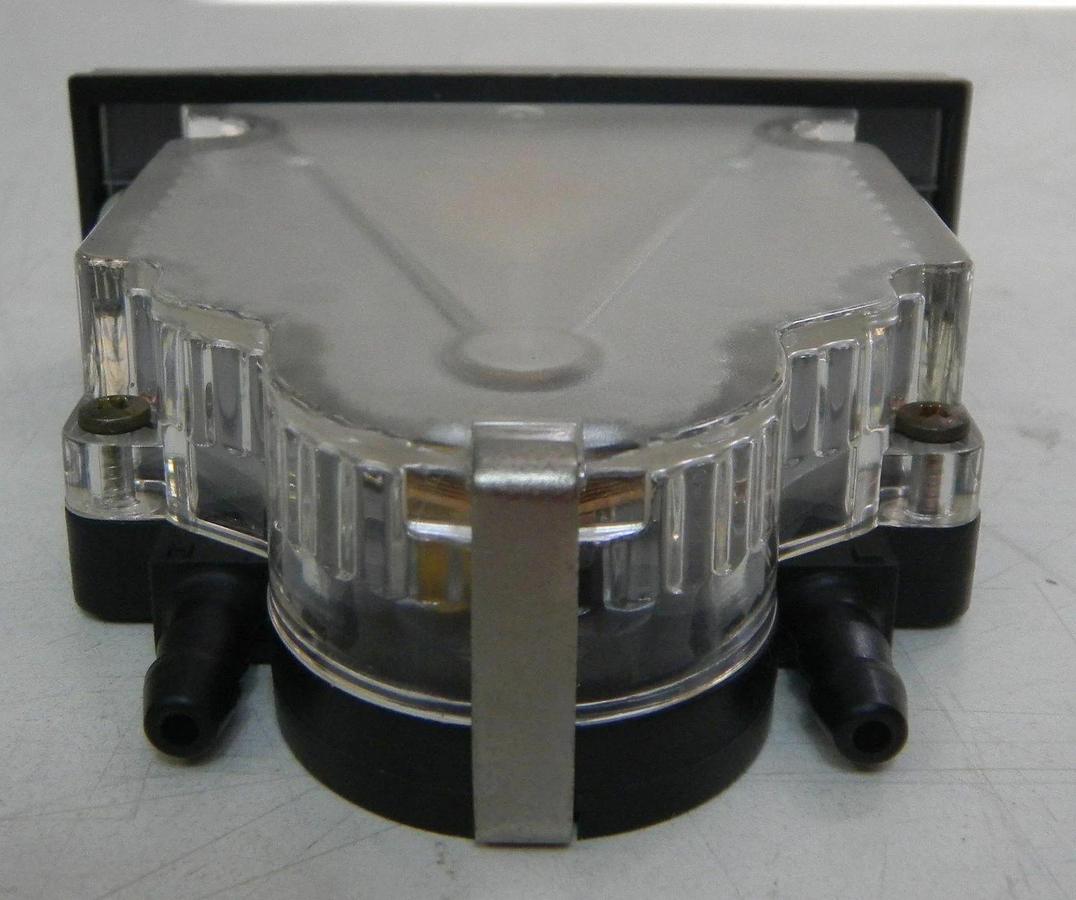 Used Manostar Gauge FR51, 0-20 mm H2O, Used