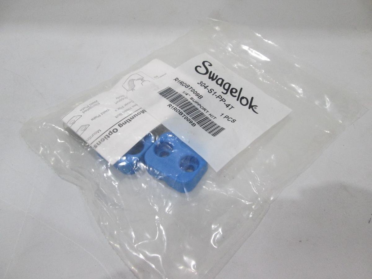 Used Swagelok, 304-S1-PP-4T, 1/4" Support Kit, New