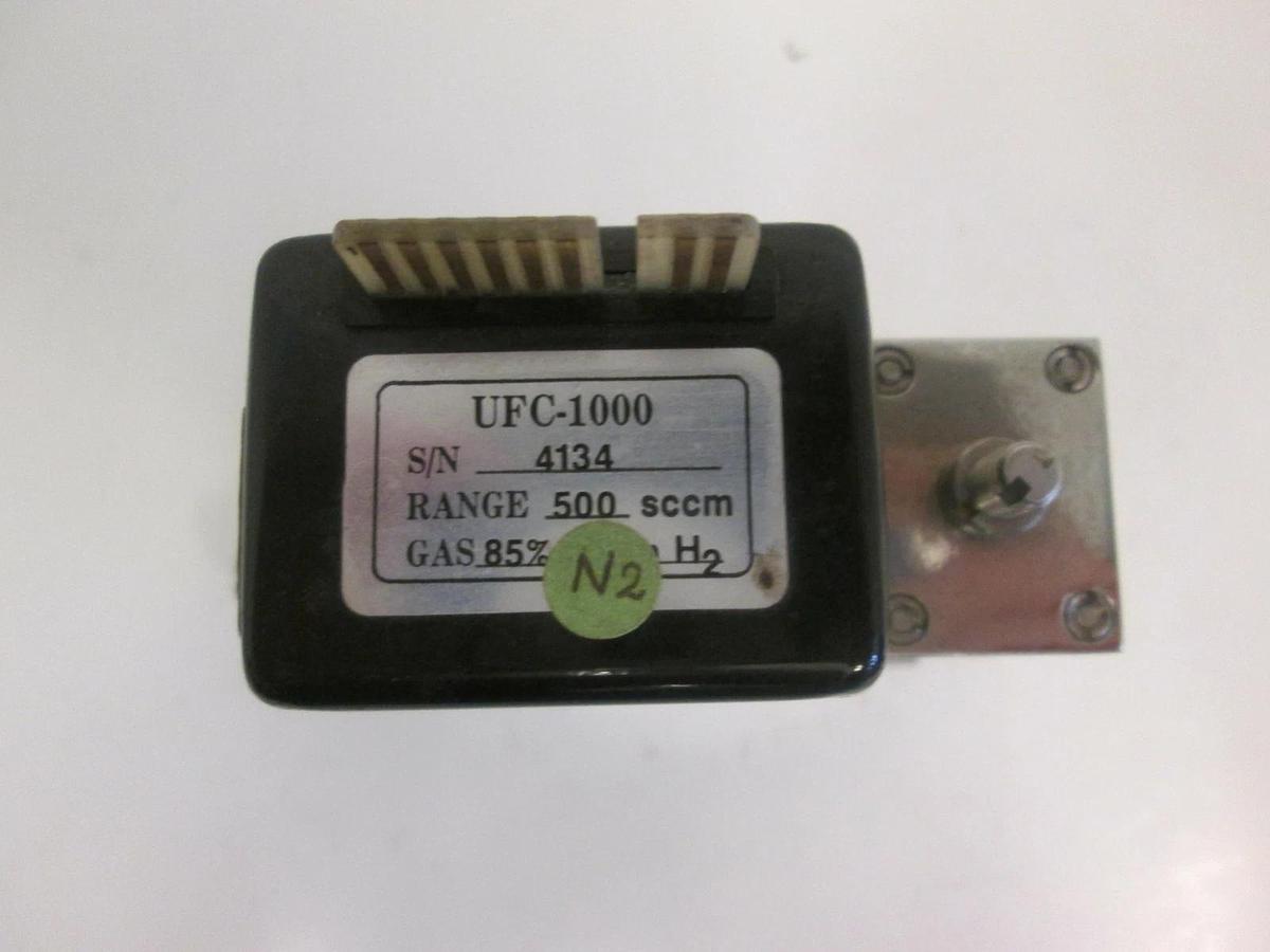 Used Unit UFC-1000, MFC, Mass Flow Controller, N2/H2, 500 SCCM, Used