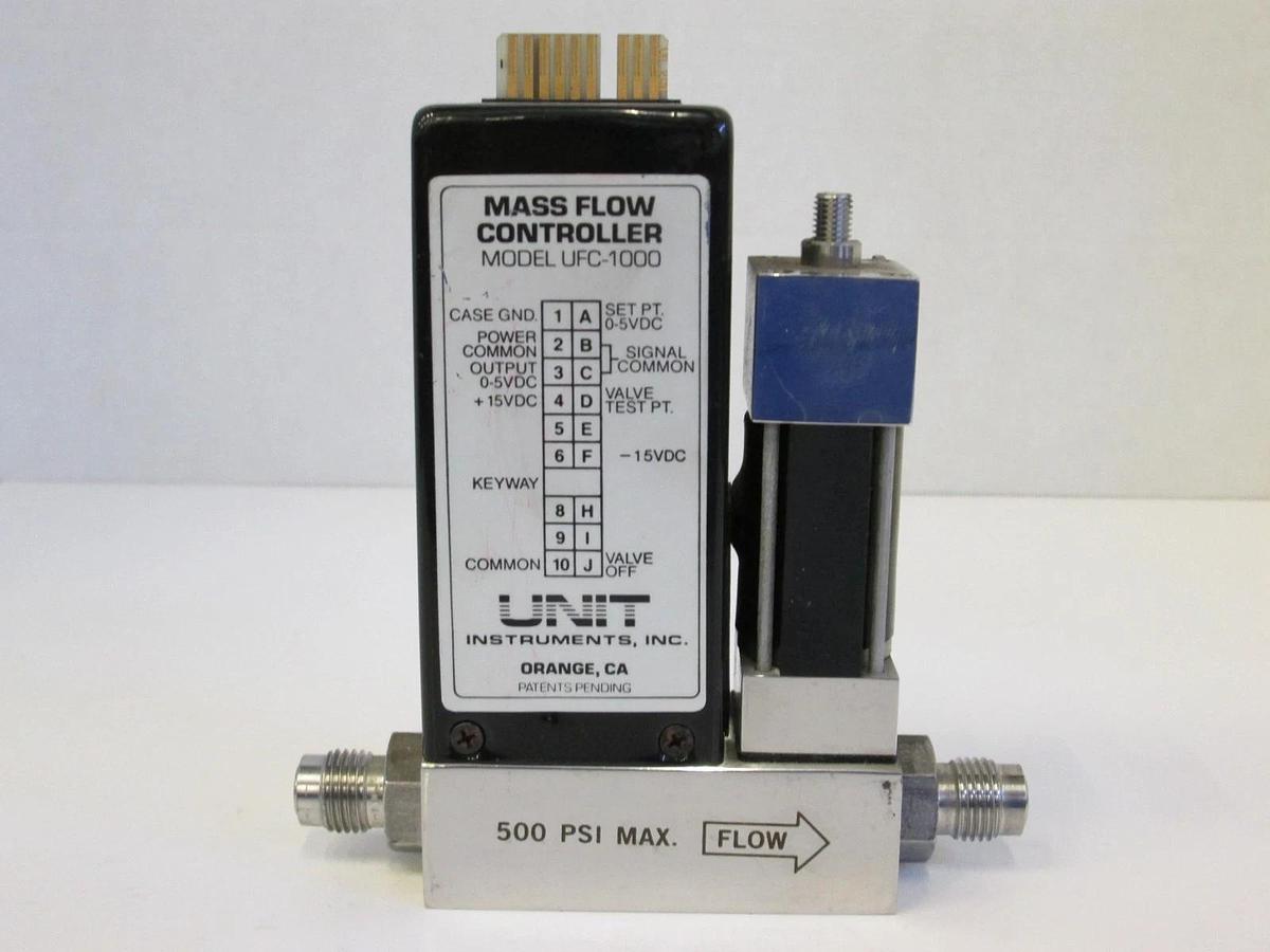 Used Unit UFC-1000, MFC, Mass Flow Controller, O2, 200 SCCM, Used