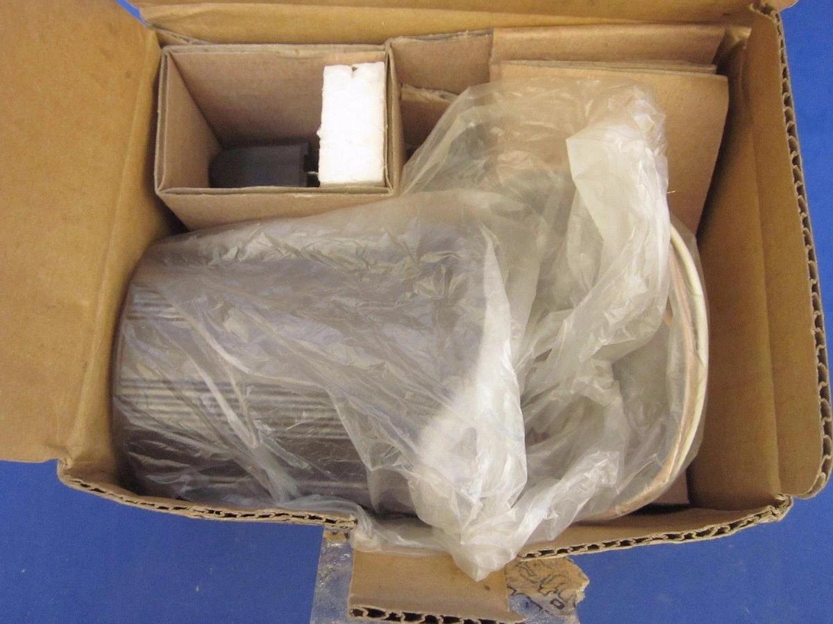 Used Matsushita National 6IH6G Induction Motor 1200/1500 RPM, 6W, 100V, NEW