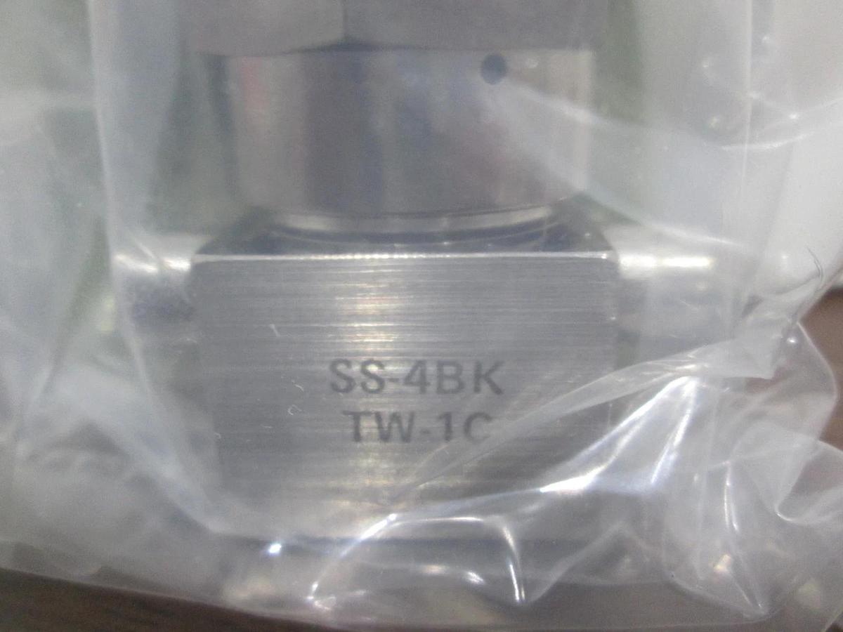 Nupro, SS-4BK-TW-1C, 1/4" Butt End Bellows Sealed Valve, New
