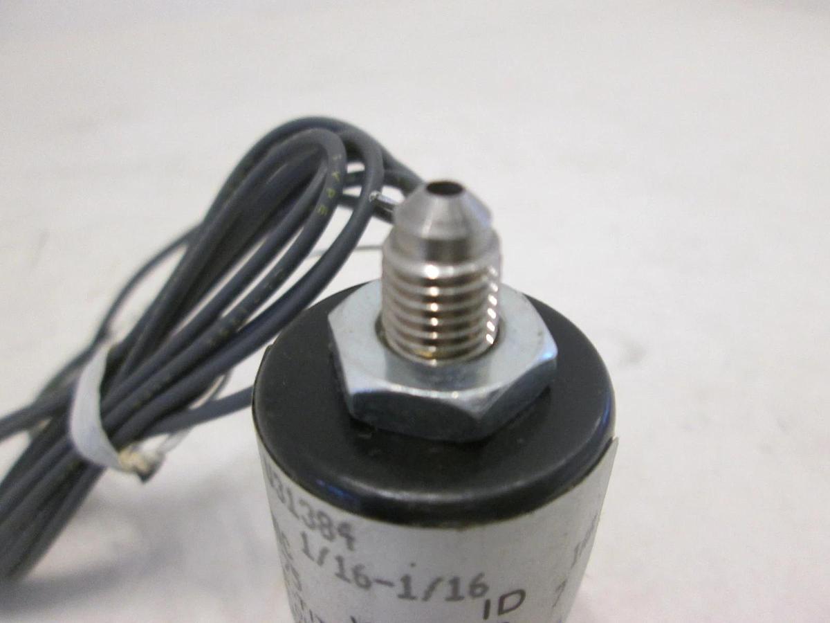 Used Snap-Tite, Solenoid 2 Way Valve, V31384, 75 PSI, 7W, 12 VDC, Used